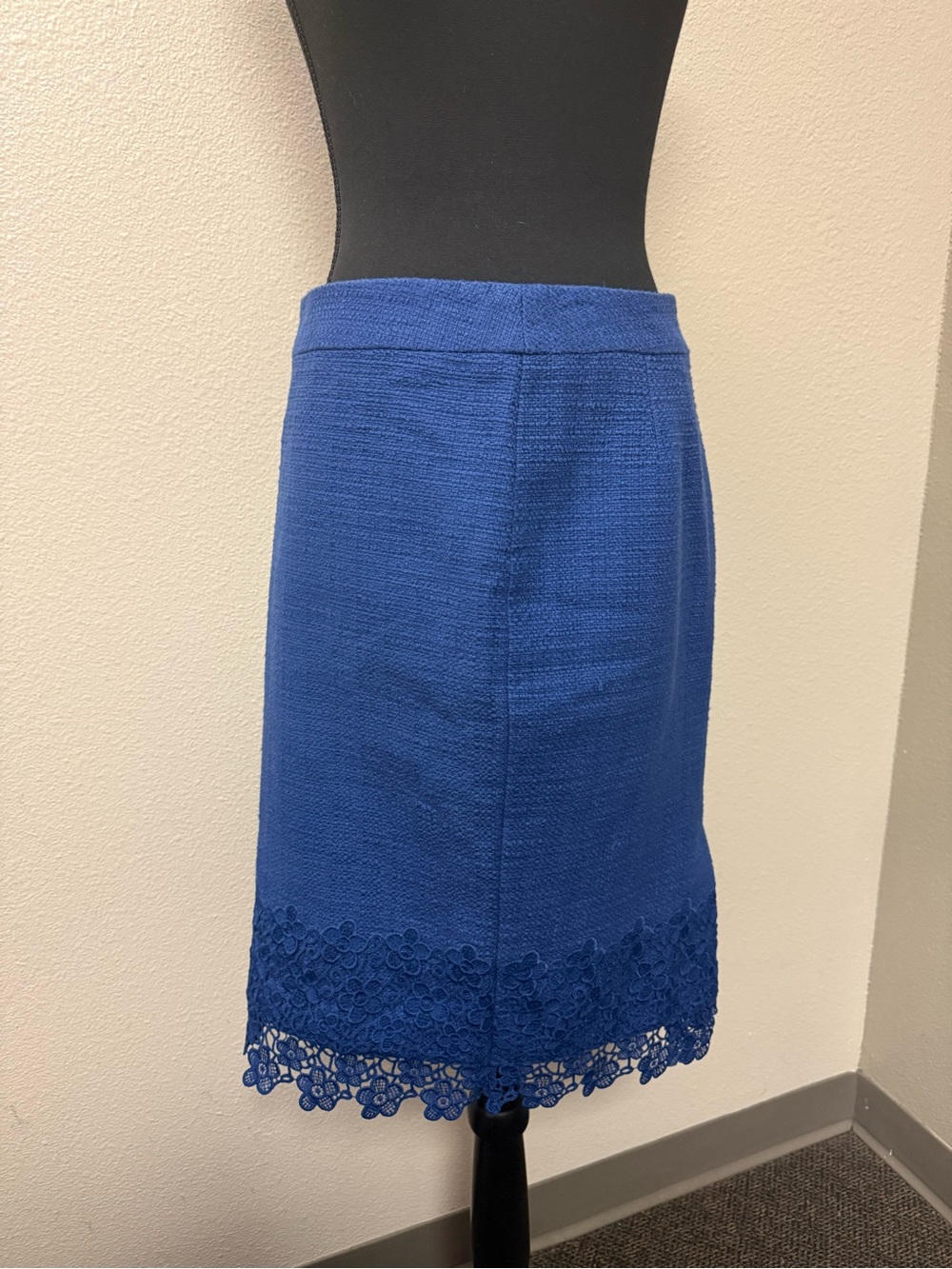 Talbots Blue Lace Hem Pencil Skirt Size 4 Textured Career Office Classic Chic - Picture 3 of 11